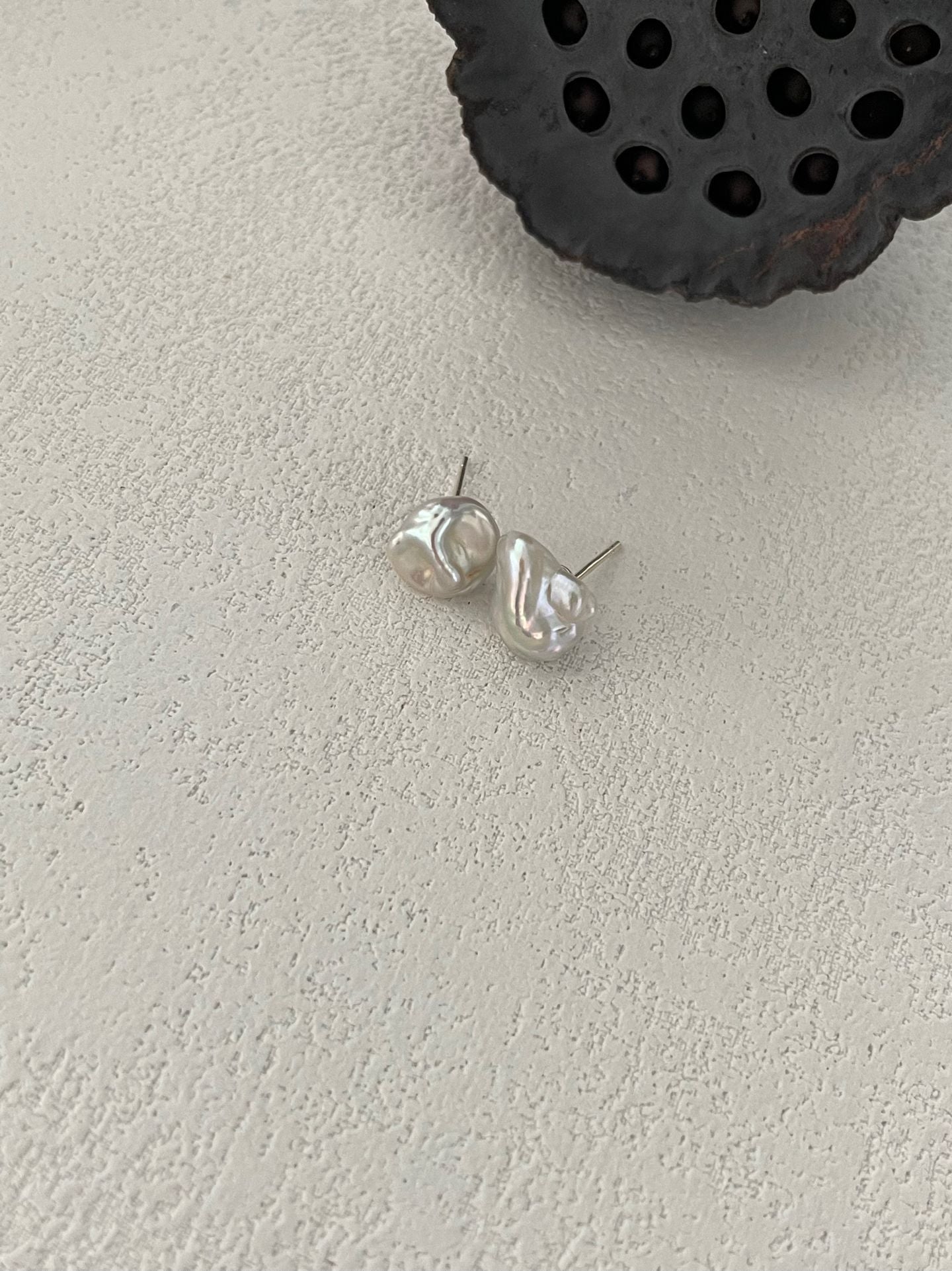 Orecchini di perle di mare Keshi blu-azzurro Australiane