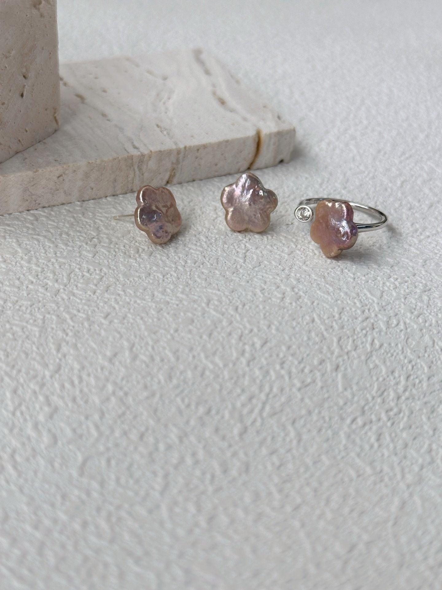 Baroque pearl flower earrings