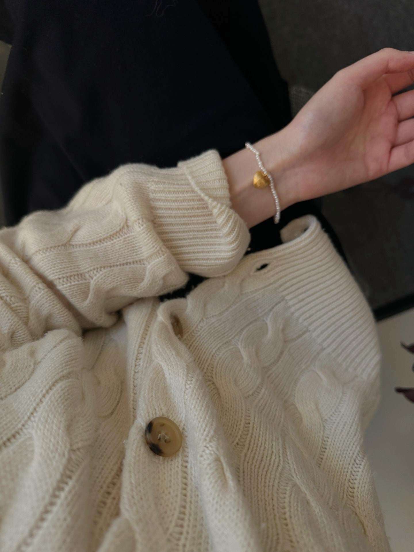 Bracciale sottile con cuore d'oro