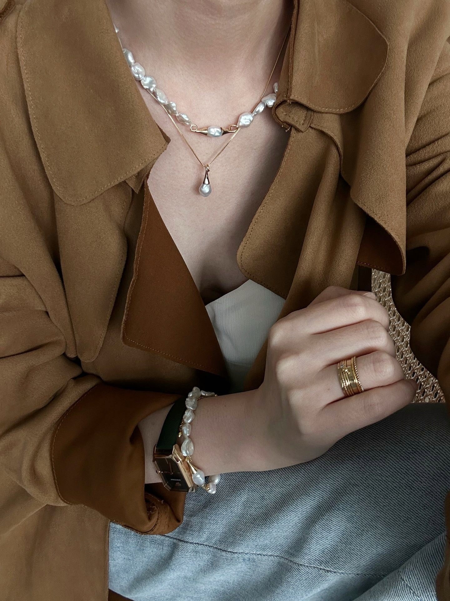 Choker with baroque pearls