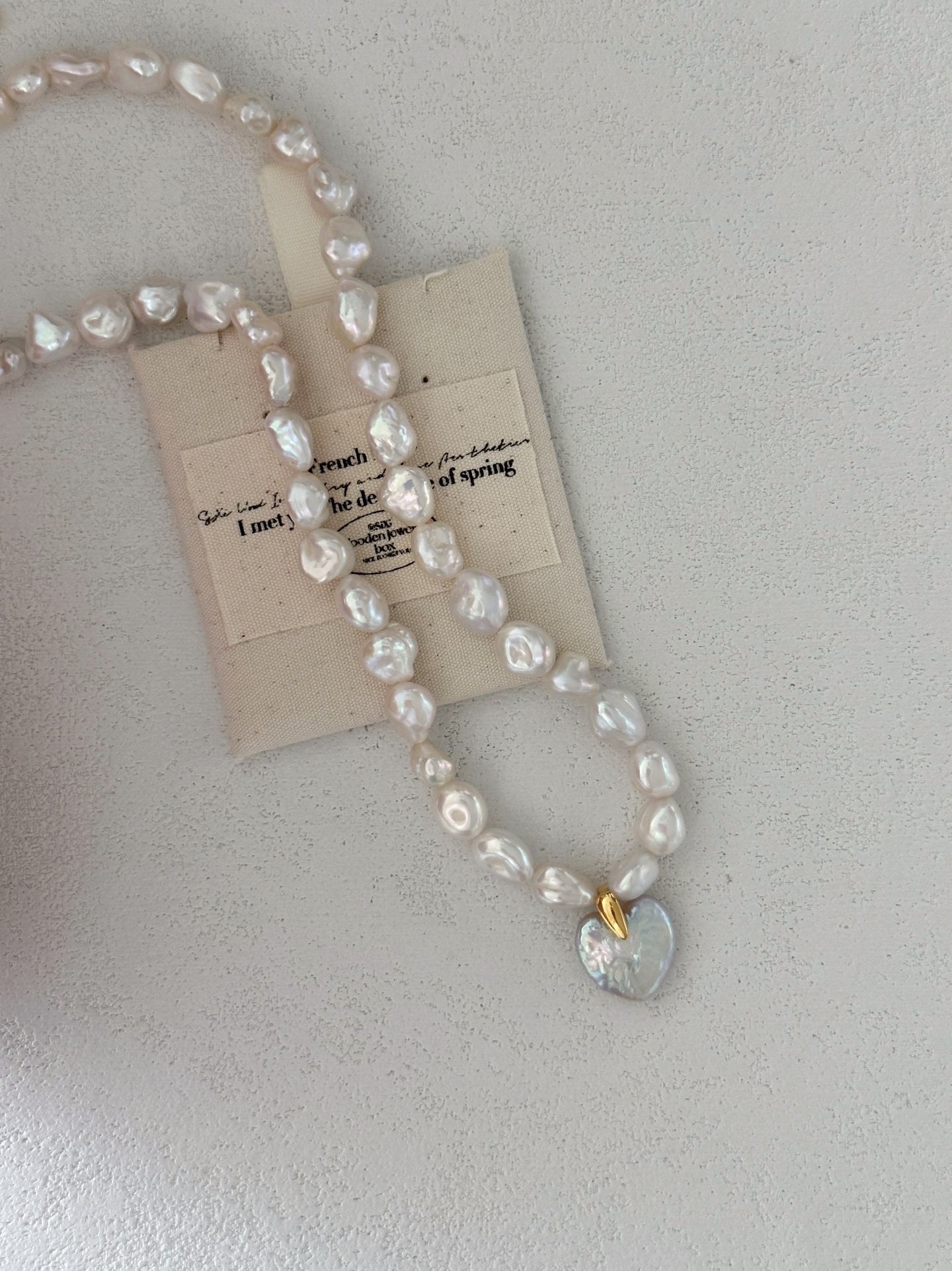 Girocollo di perle barocche con cuore