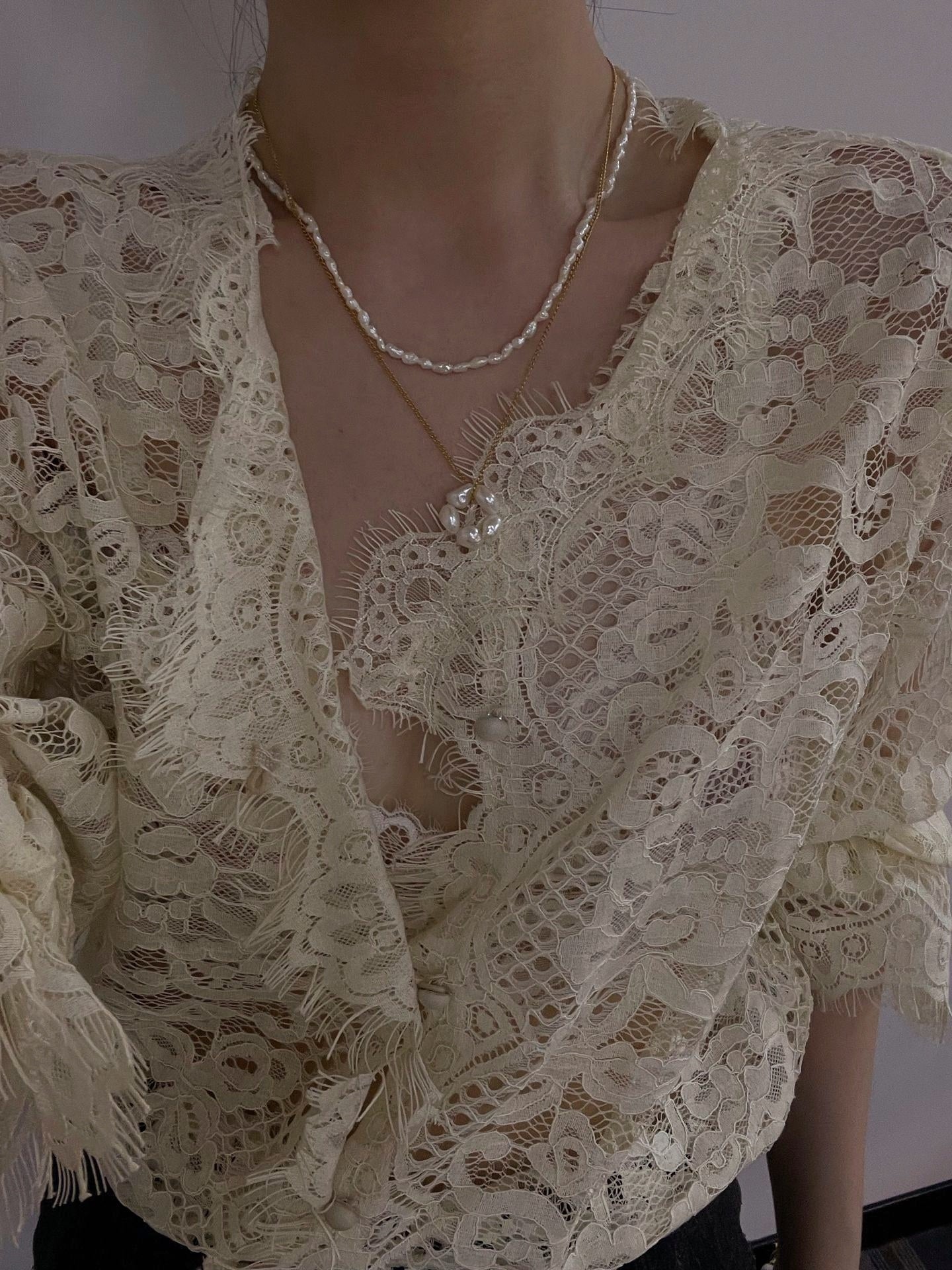 Collana barocca a forma di fiori