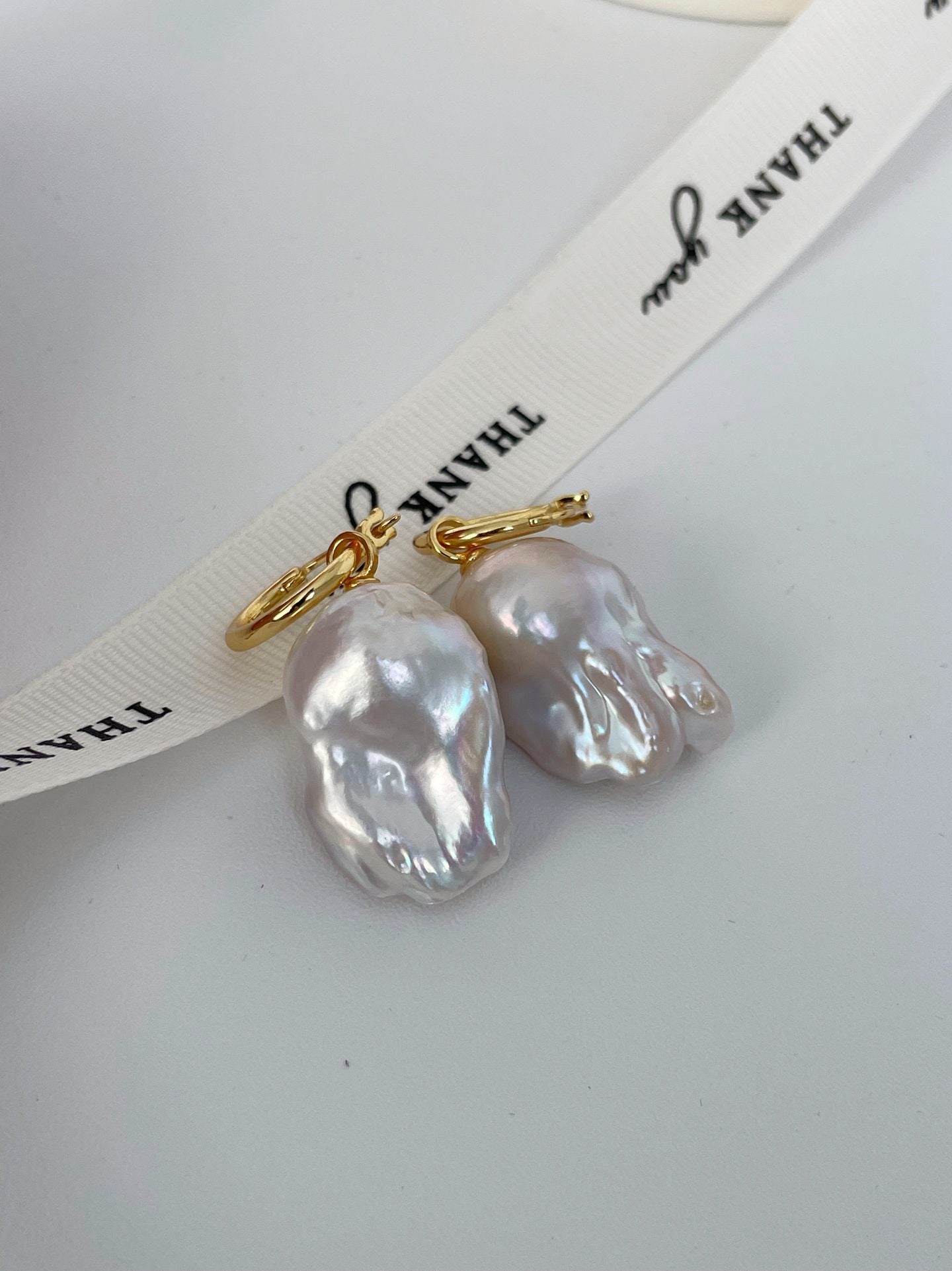Orecchini con perle barocche