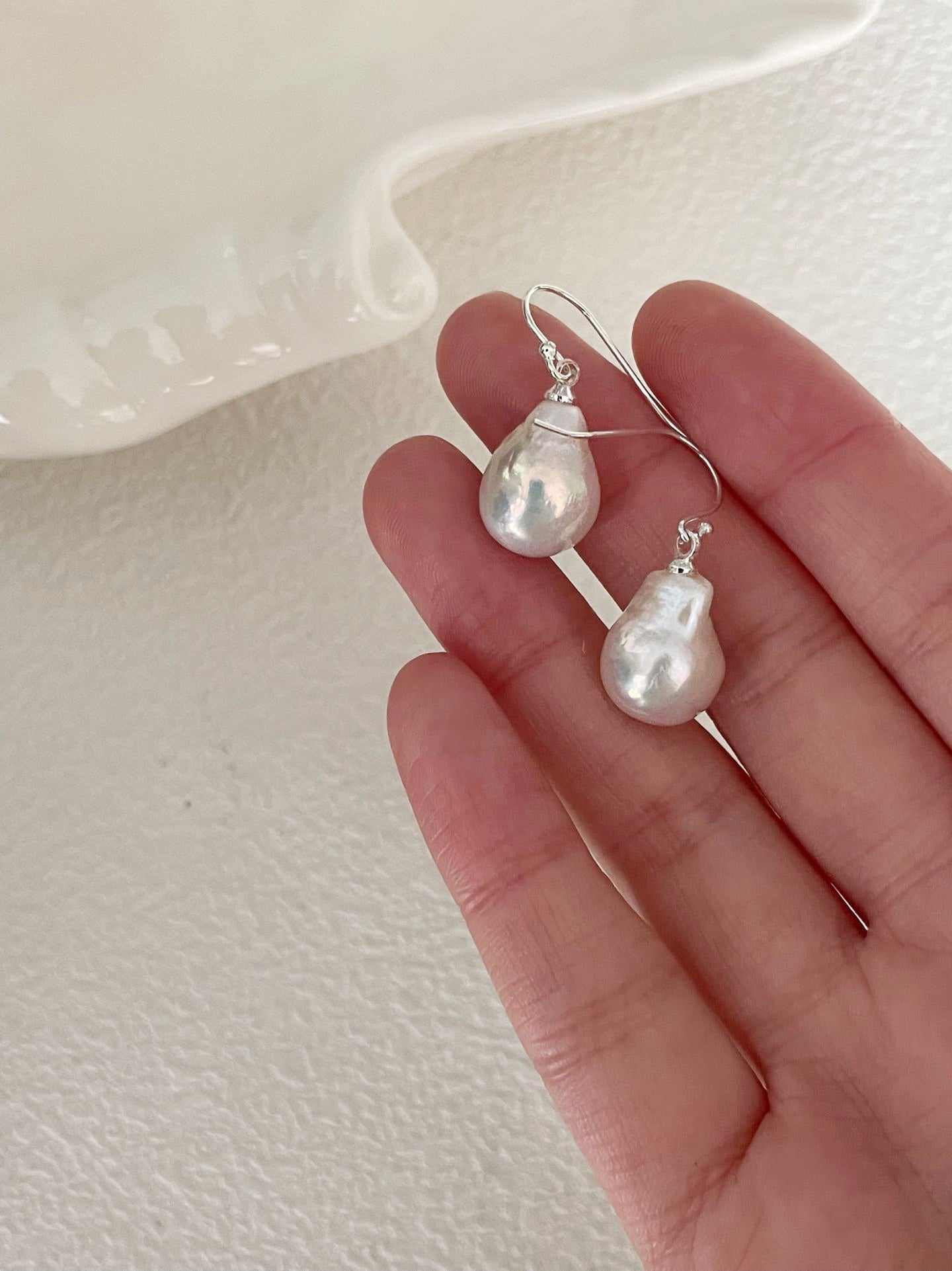 Orecchini di perle barocche eleganti