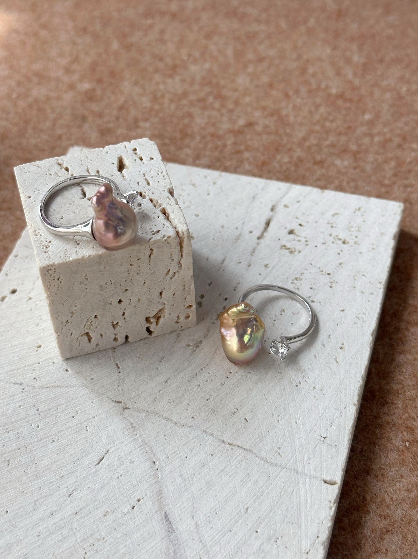 Anello barocco colorato