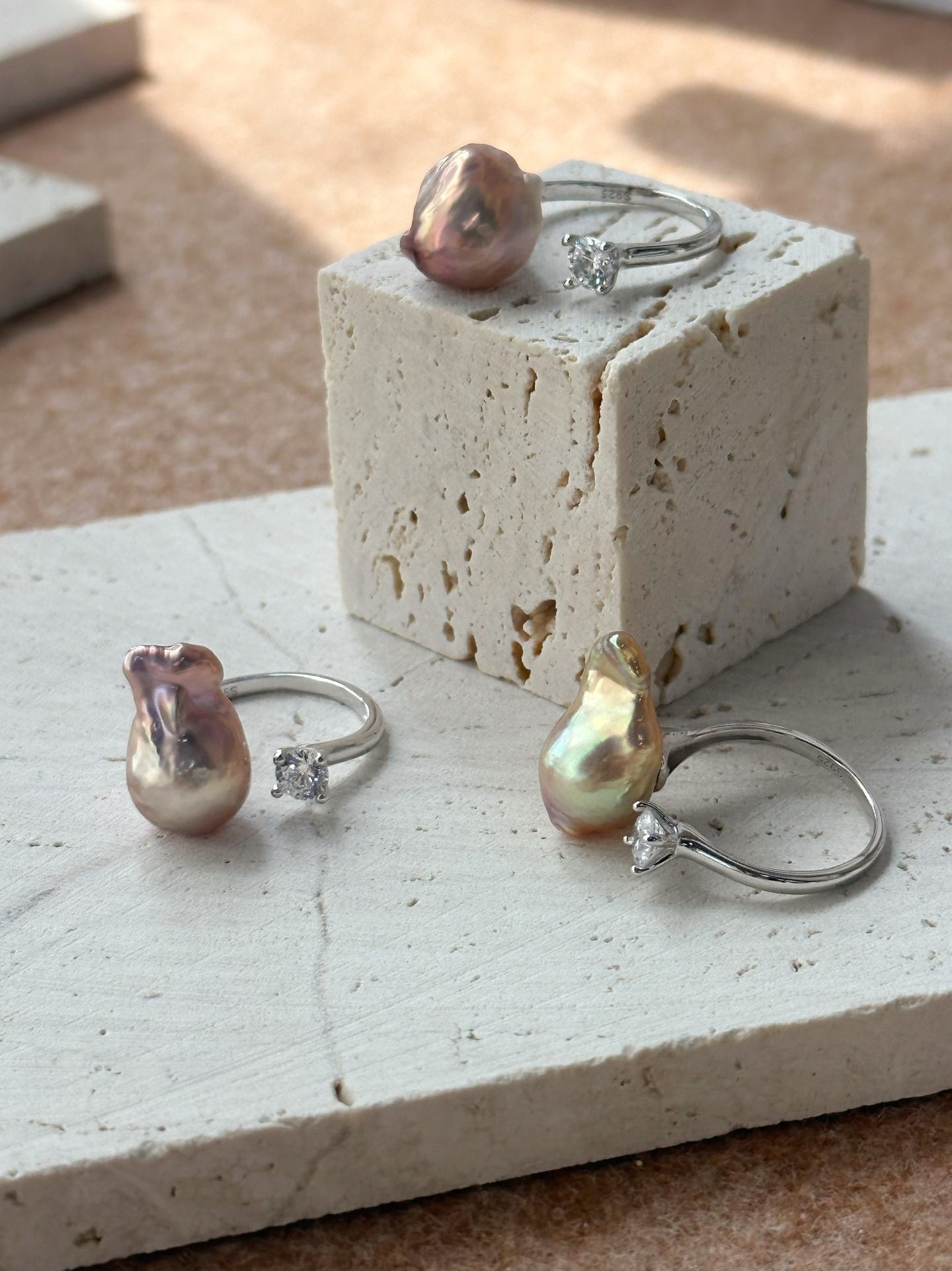 Anello barocco colorato