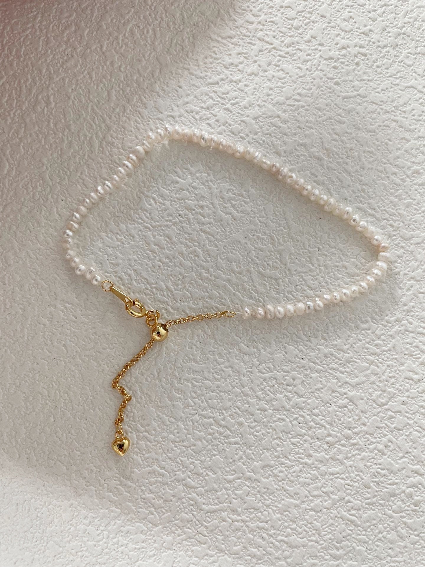 Bracciale con microperle barocche