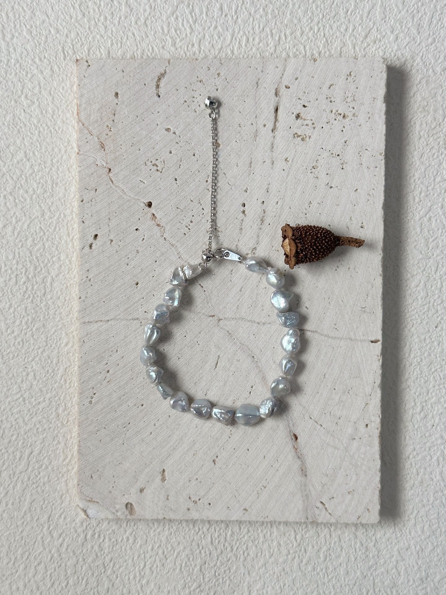Bracciale con perle barocche argento-blue