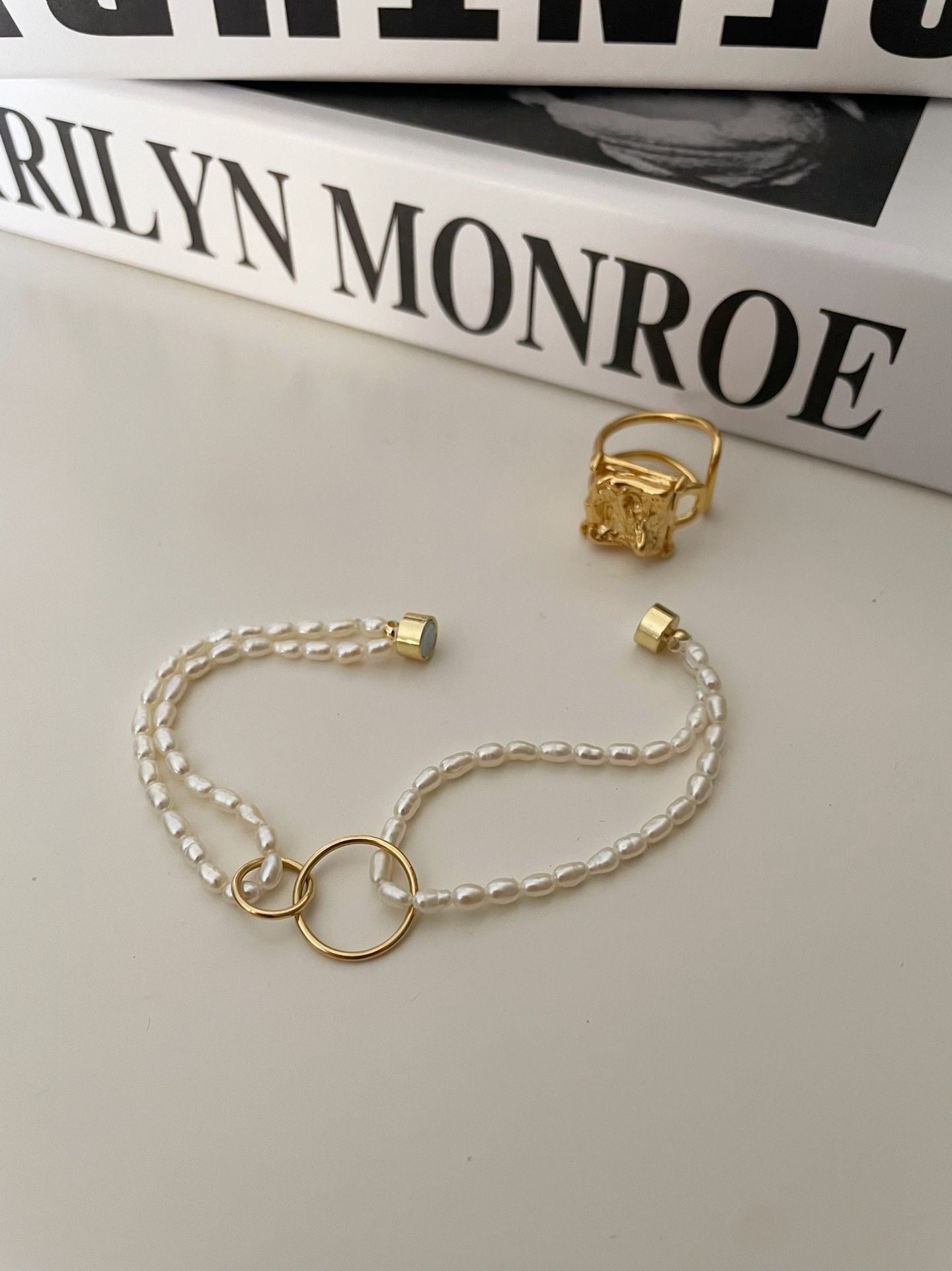 Bracciale con doppio giro di microperle