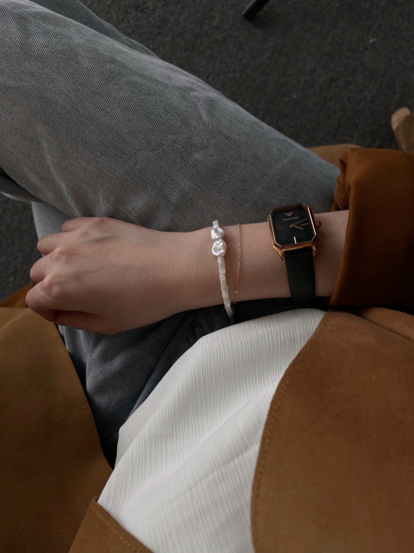 Bracciale a doppio giro con conchiglie e perle