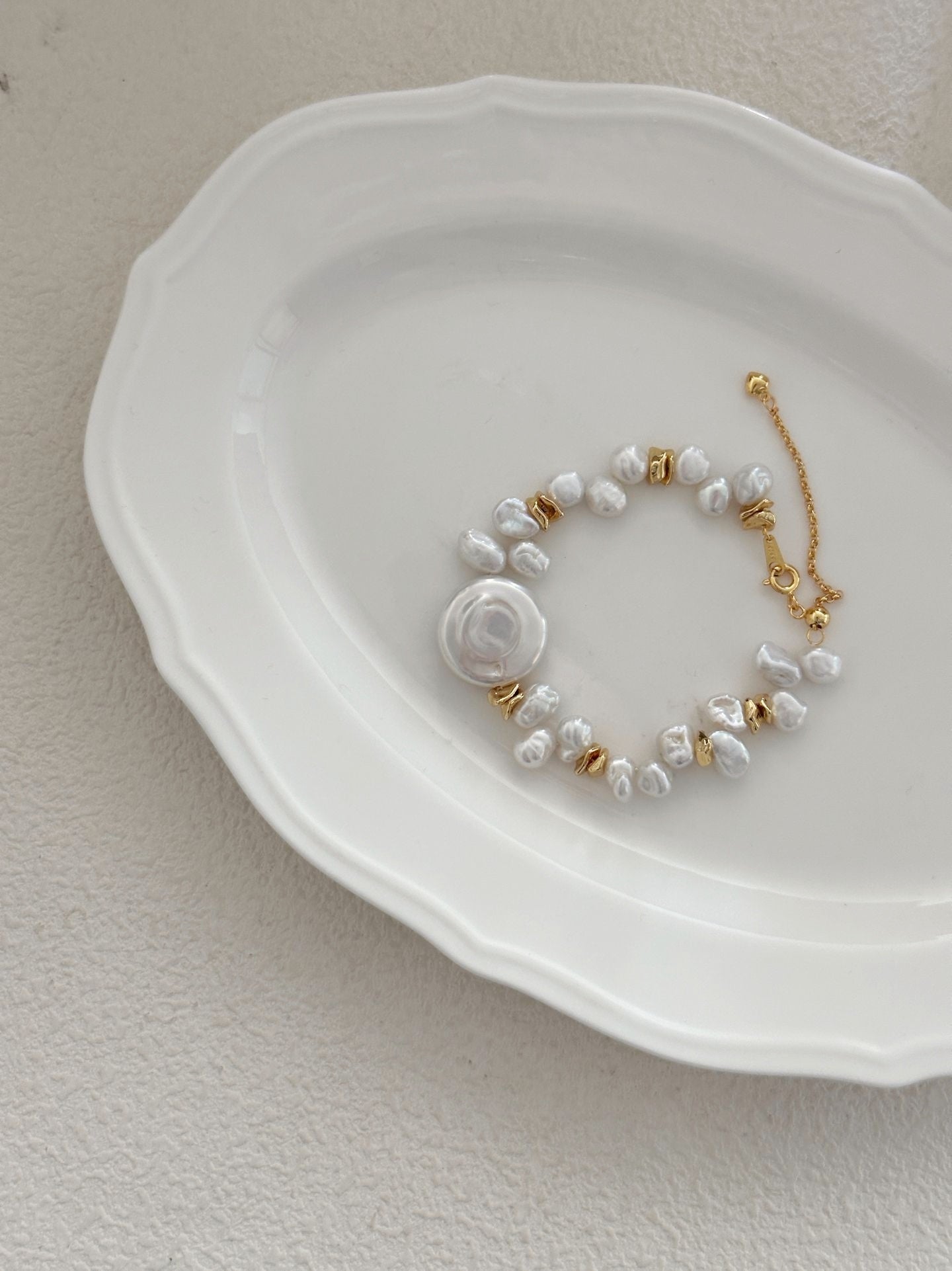 Bracciale con perle di mare Keshi e barocca