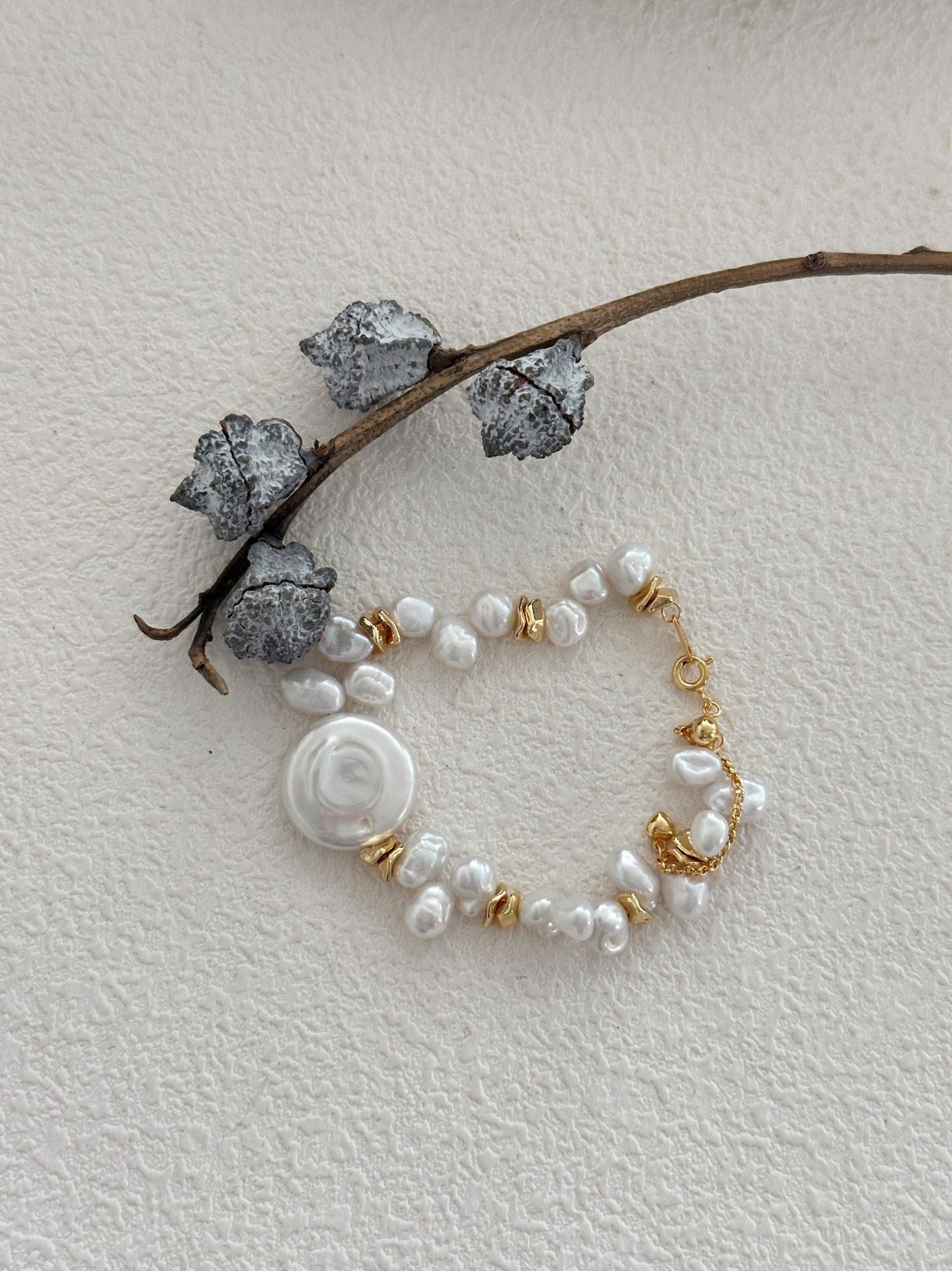 Bracciale con perle di mare Keshi e barocca
