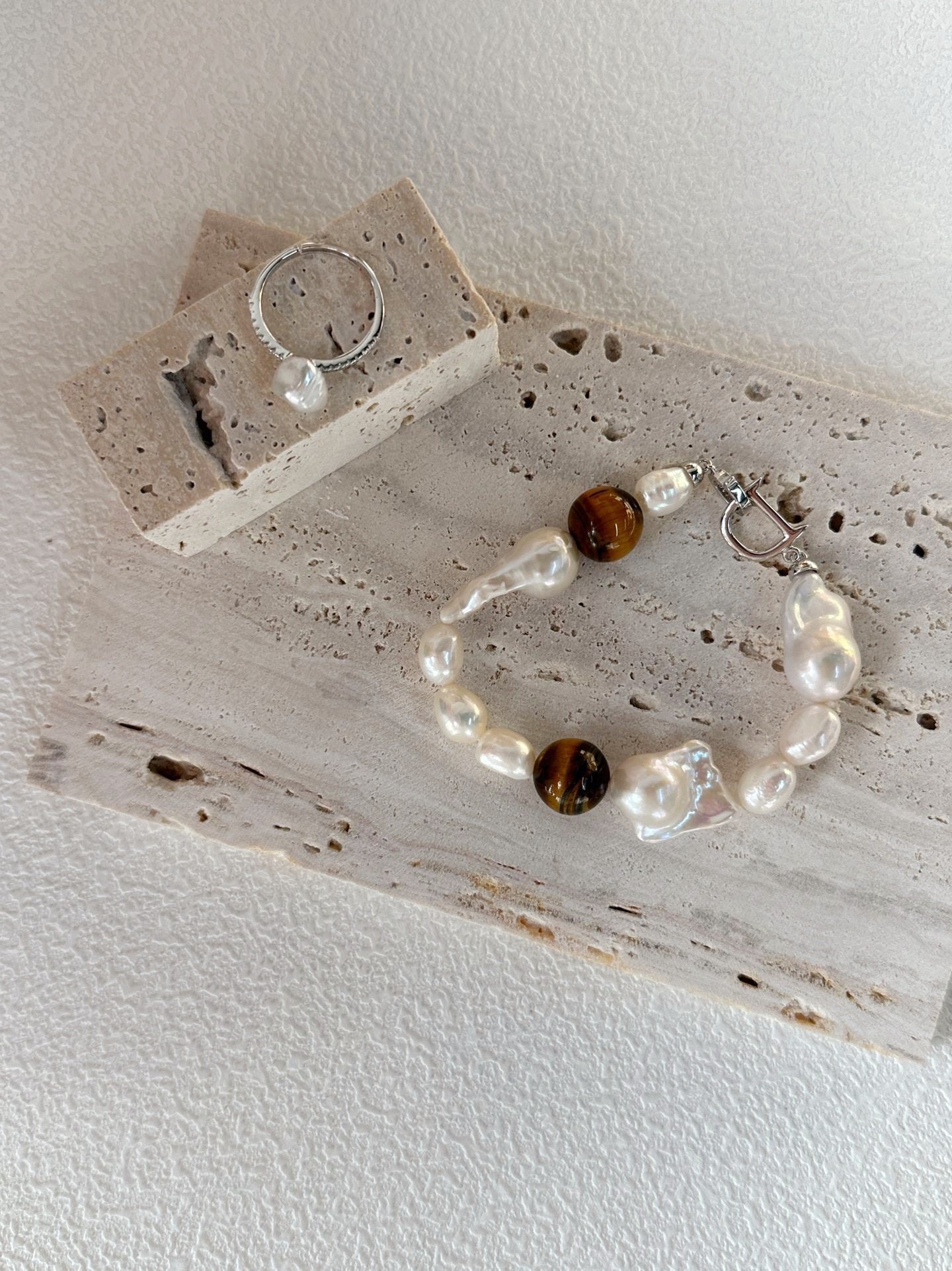 Bracciale barocco con ambre