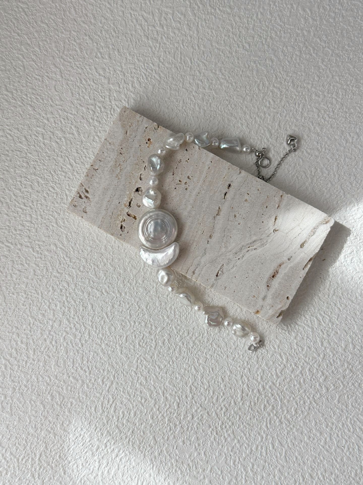 Bracciale con perle barocche luna