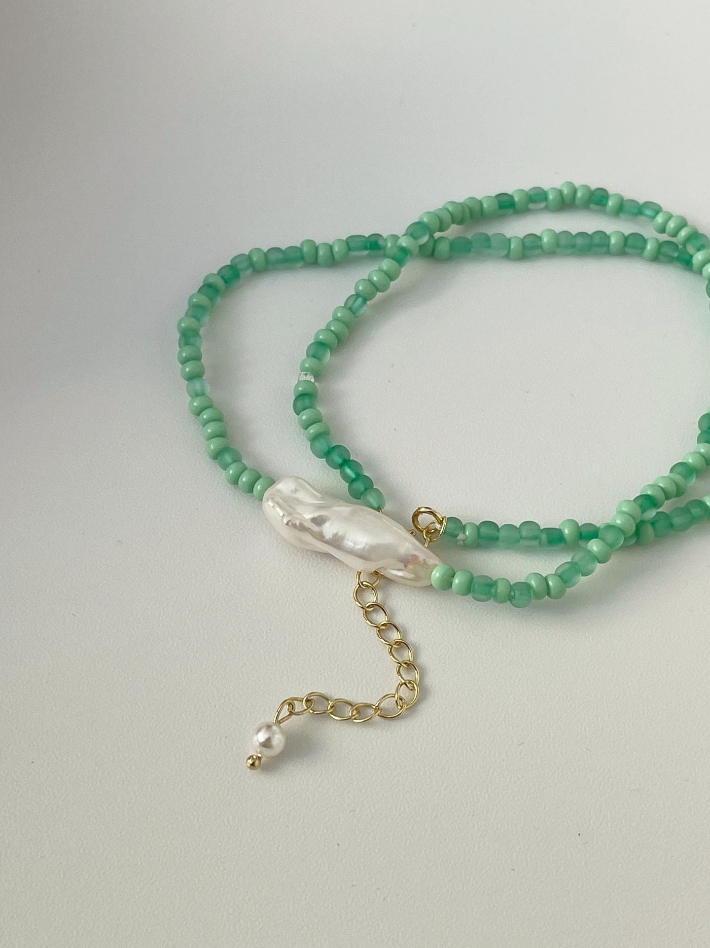 Collana di perle in onice verde