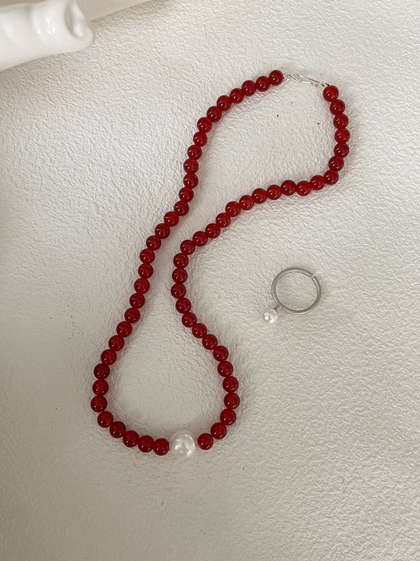 Collana barocca con cerchio di carneliano