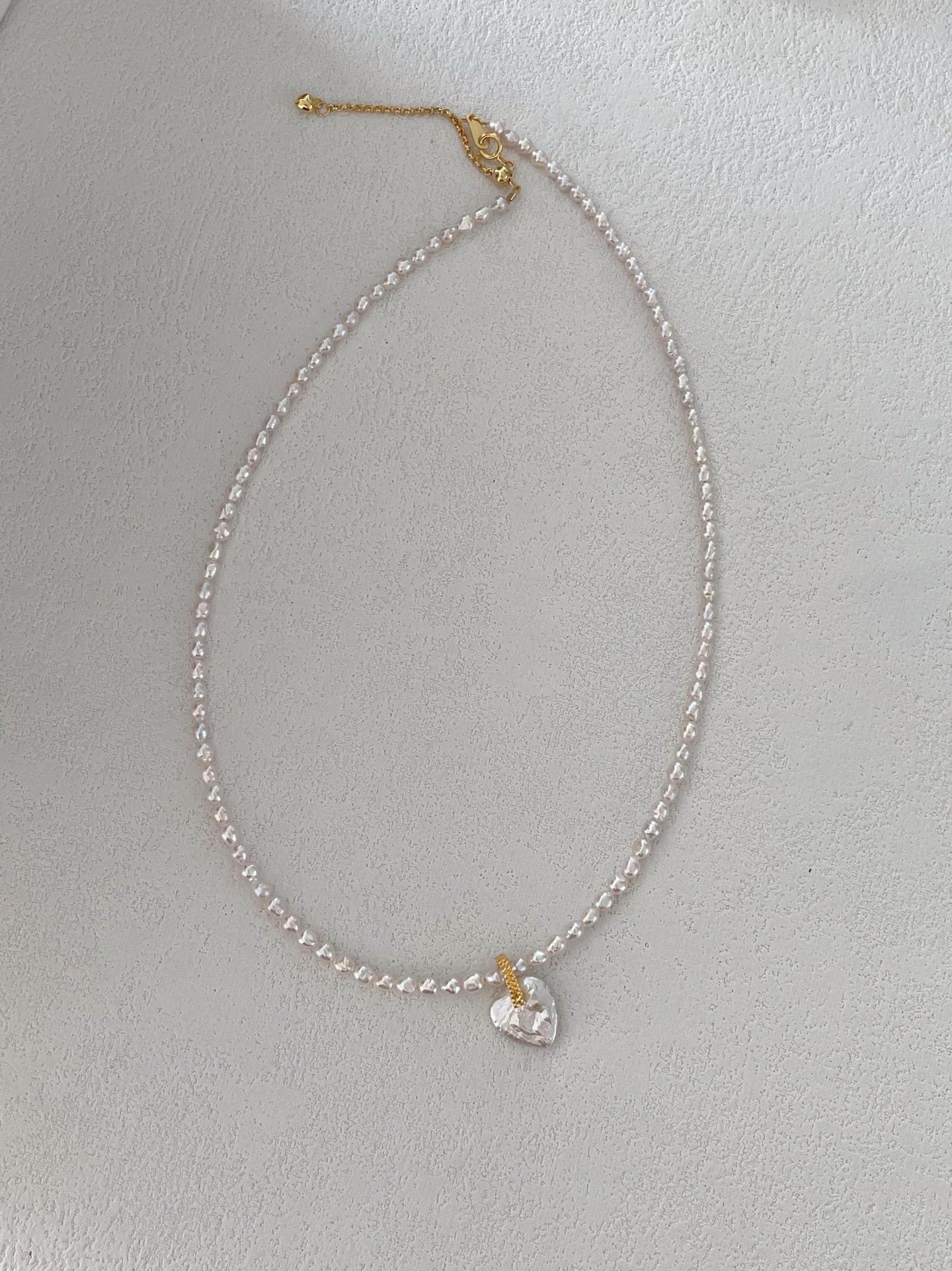 Collana di barocca rosa con cuore