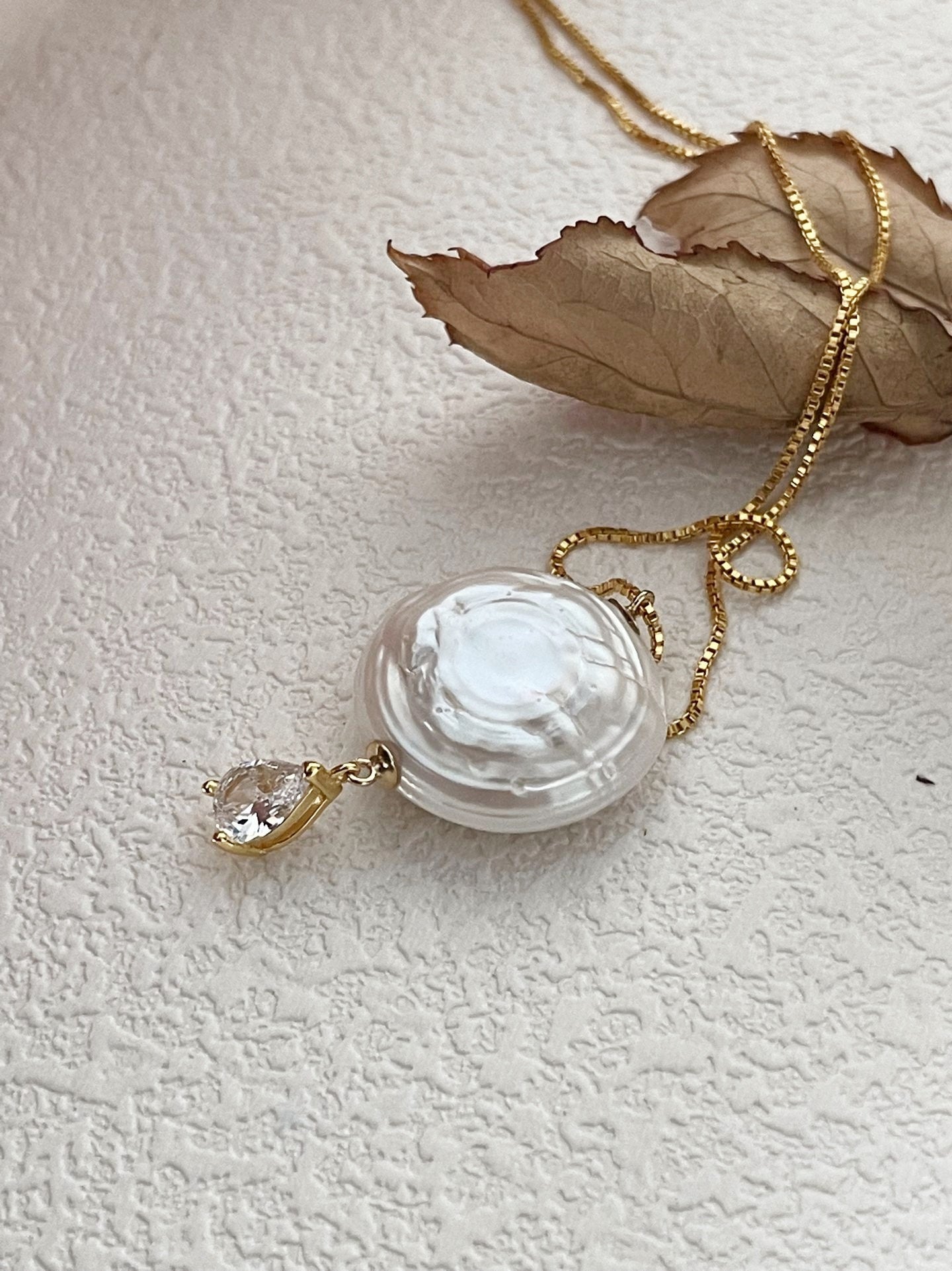 Collier con perla e zircone