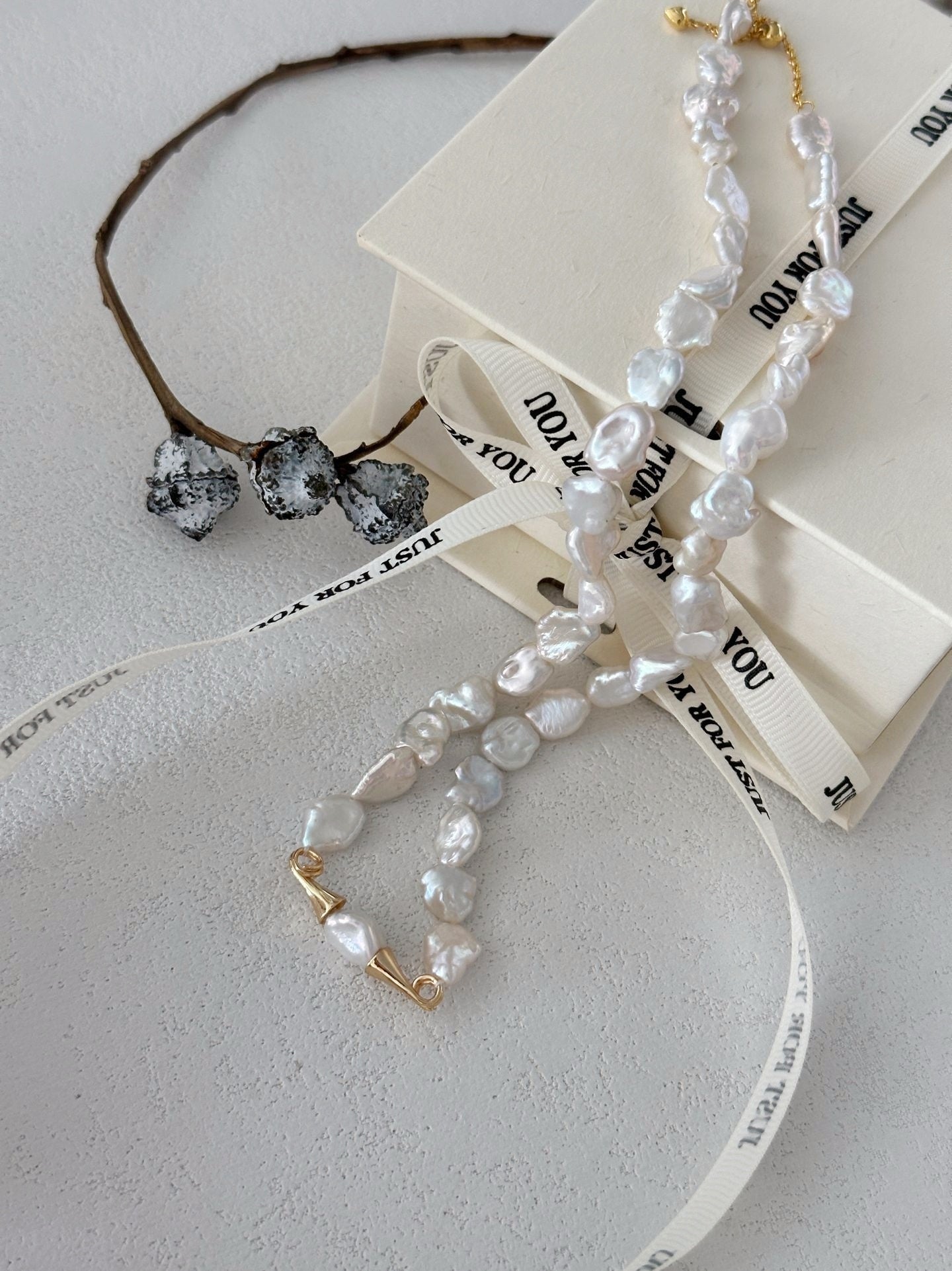 Girocollo con perle barocche