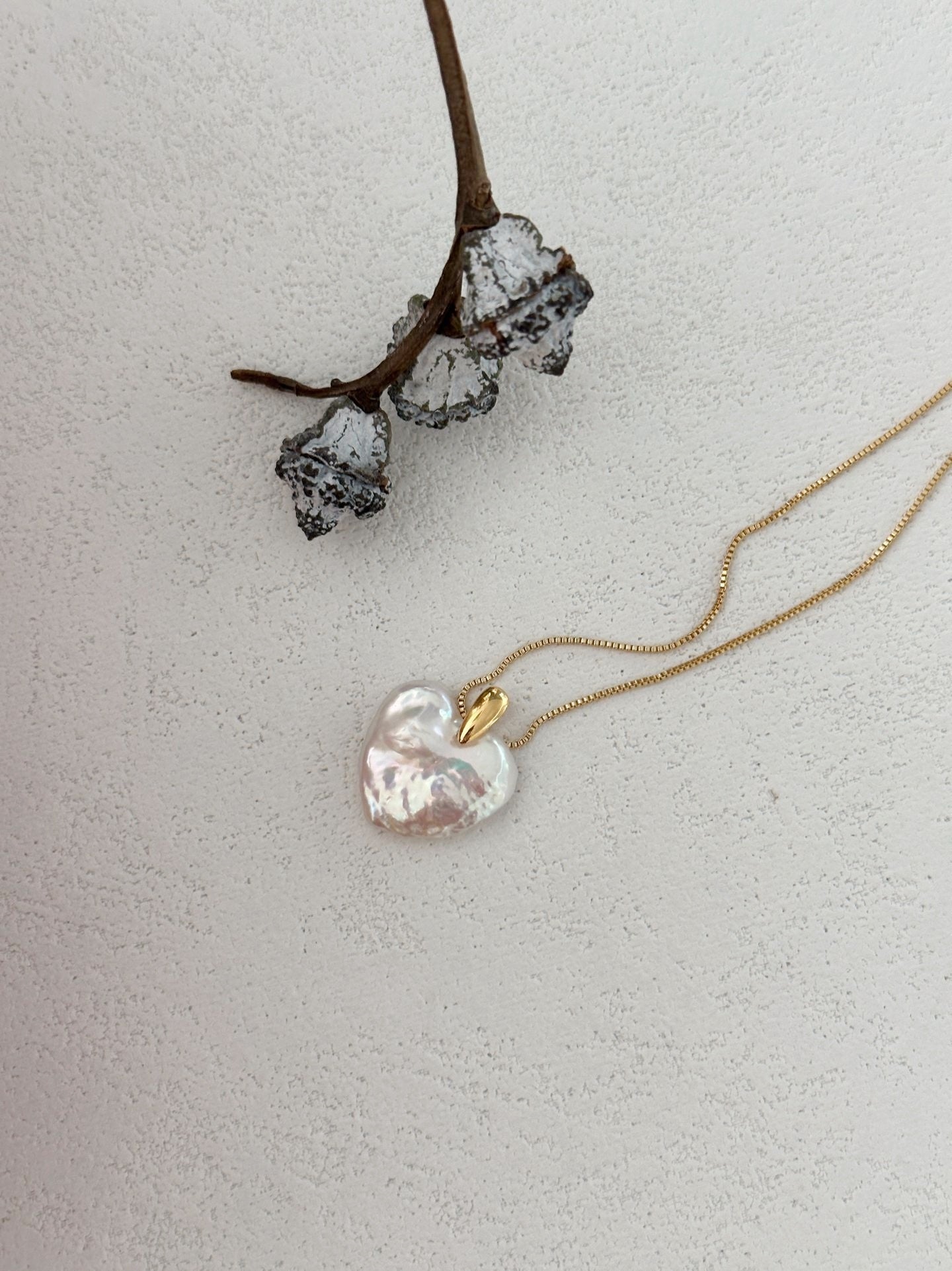 Collana d'oro con perla cuore