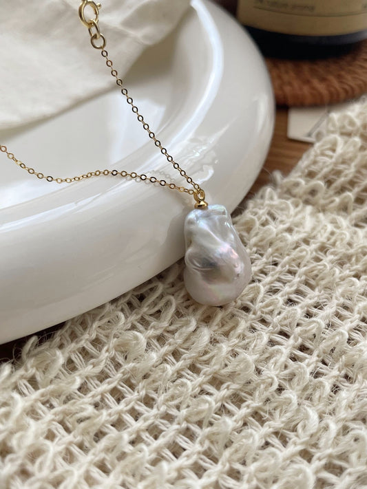 Collana di perle baroccha con oro 14k