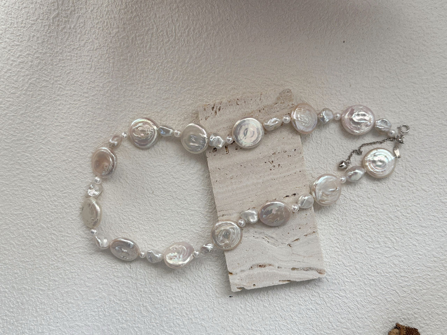 Girocollo con perle barocche