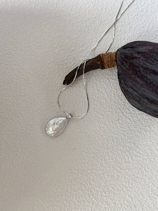 Collana con perla goccia grande