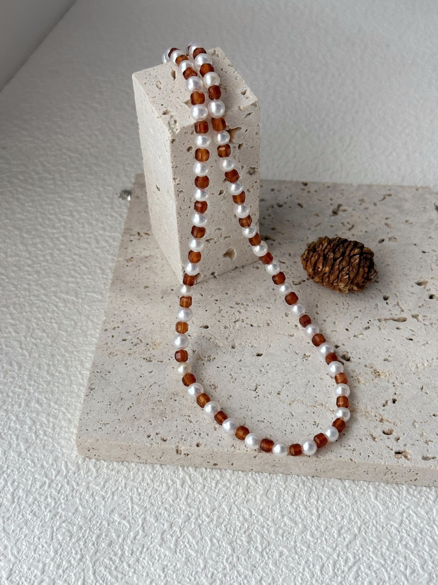 Collana di perle melograno