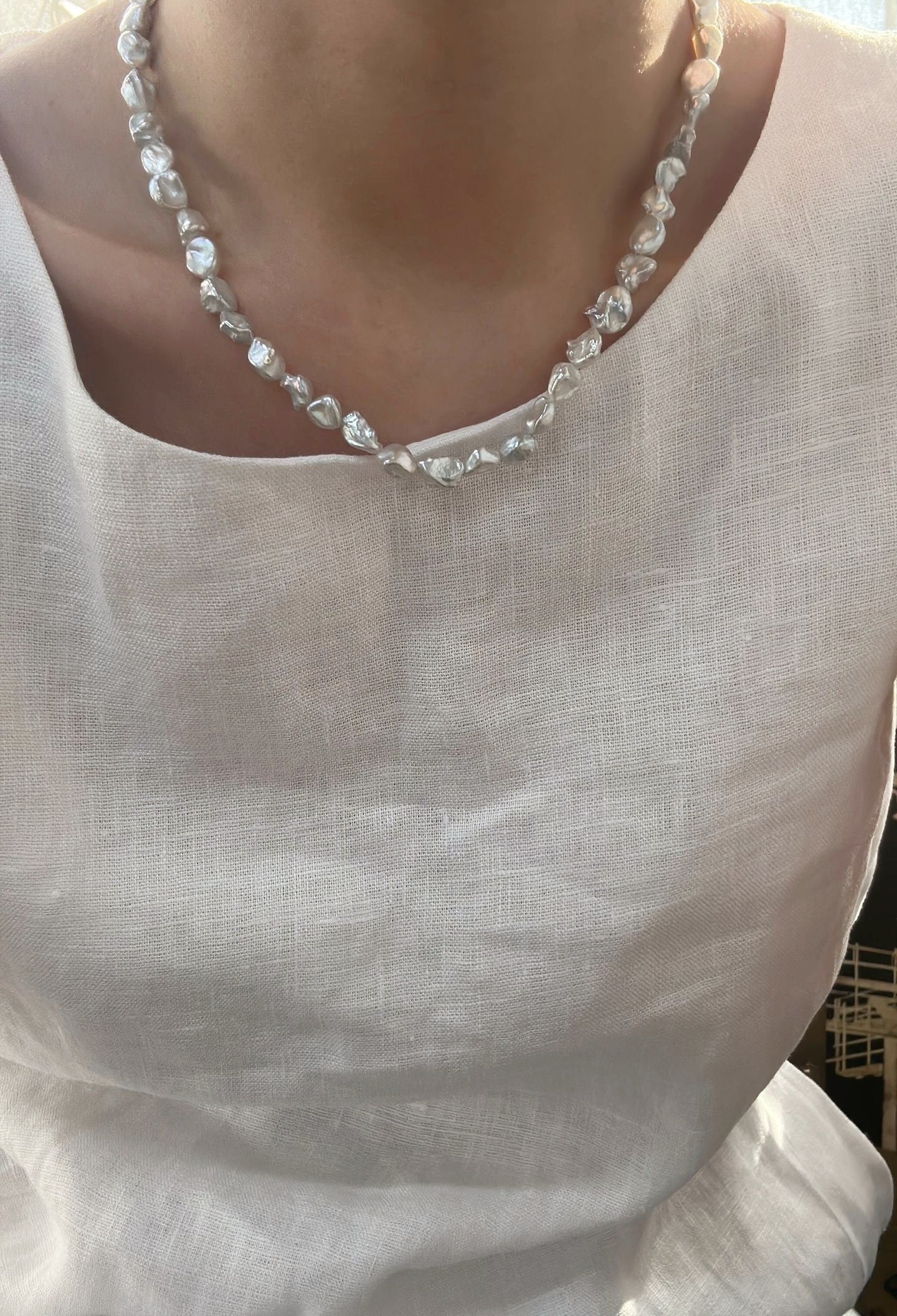 Collana con perle barocche di blu