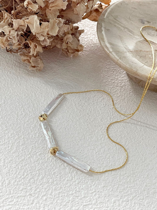 Girocollo in oro con perle barocche