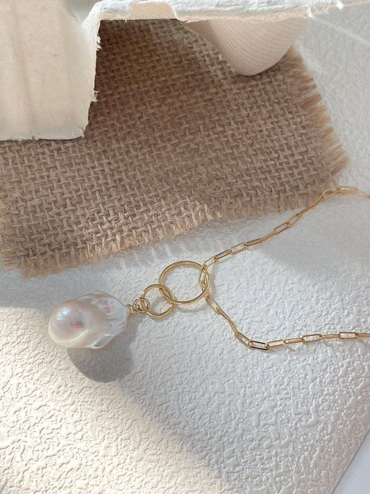 Collana barocca grande con catena quadrata