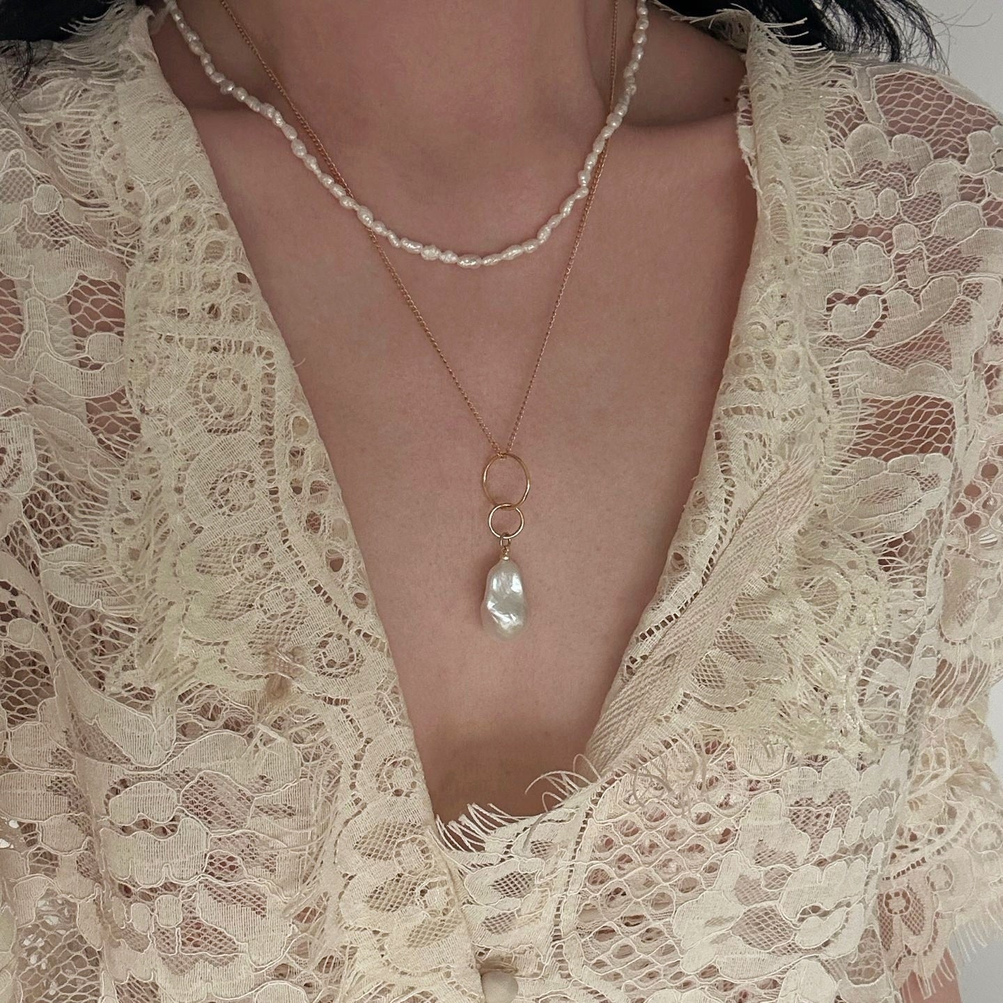 Collana barocca grande con catena quadrata